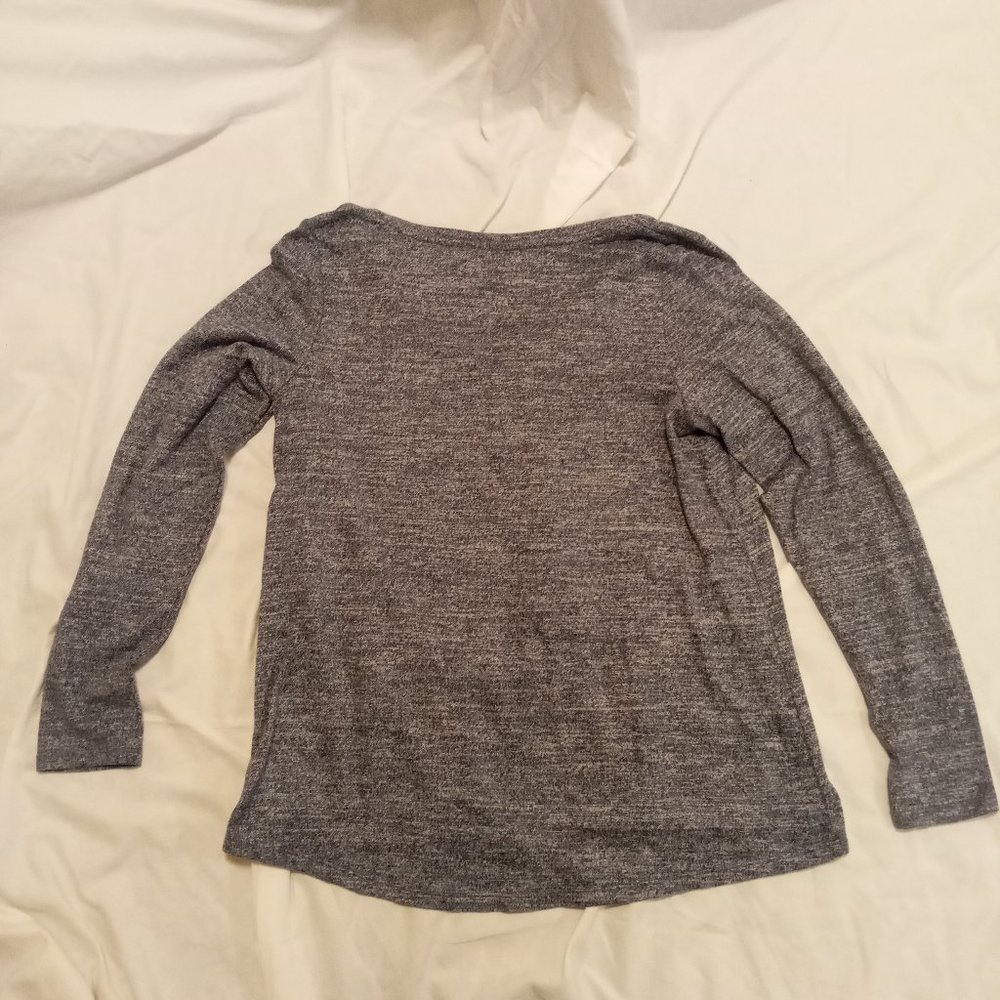 AE Soft & Sexy Plush V-Neck Long Sleeve Tee - Picture 2 of 7